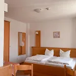 Schwarzacher Hof In Niederbayern Hotel Schwarzach
