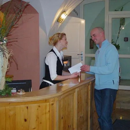 Schwarzacher Hof In Niederbayern Hotel Schwarzach