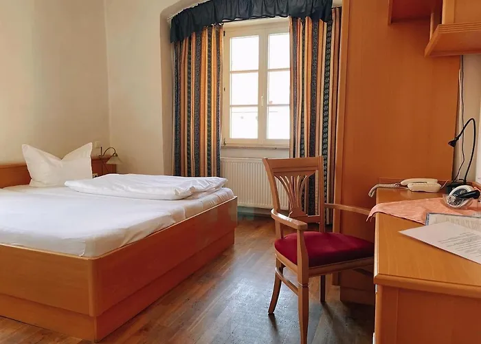 Schwarzacher Hof In Niederbayern Отель Шварцах